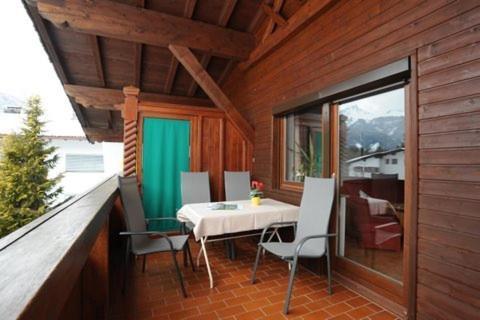 ホテル Haus Moosbrugger ロイテ 部屋 写真